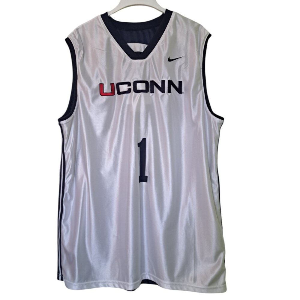 UConn Basketball Jersey Vintage Reversible Nike XXL Bueckers Fudd Clingan Newton
